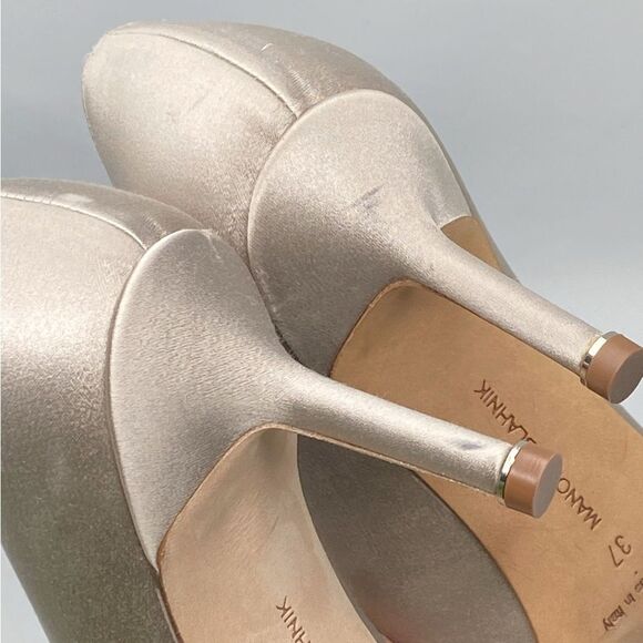 Manolo Blahnik Hangisi 70 Embellished Satin Pumps size 37 - Picture 12 of 14